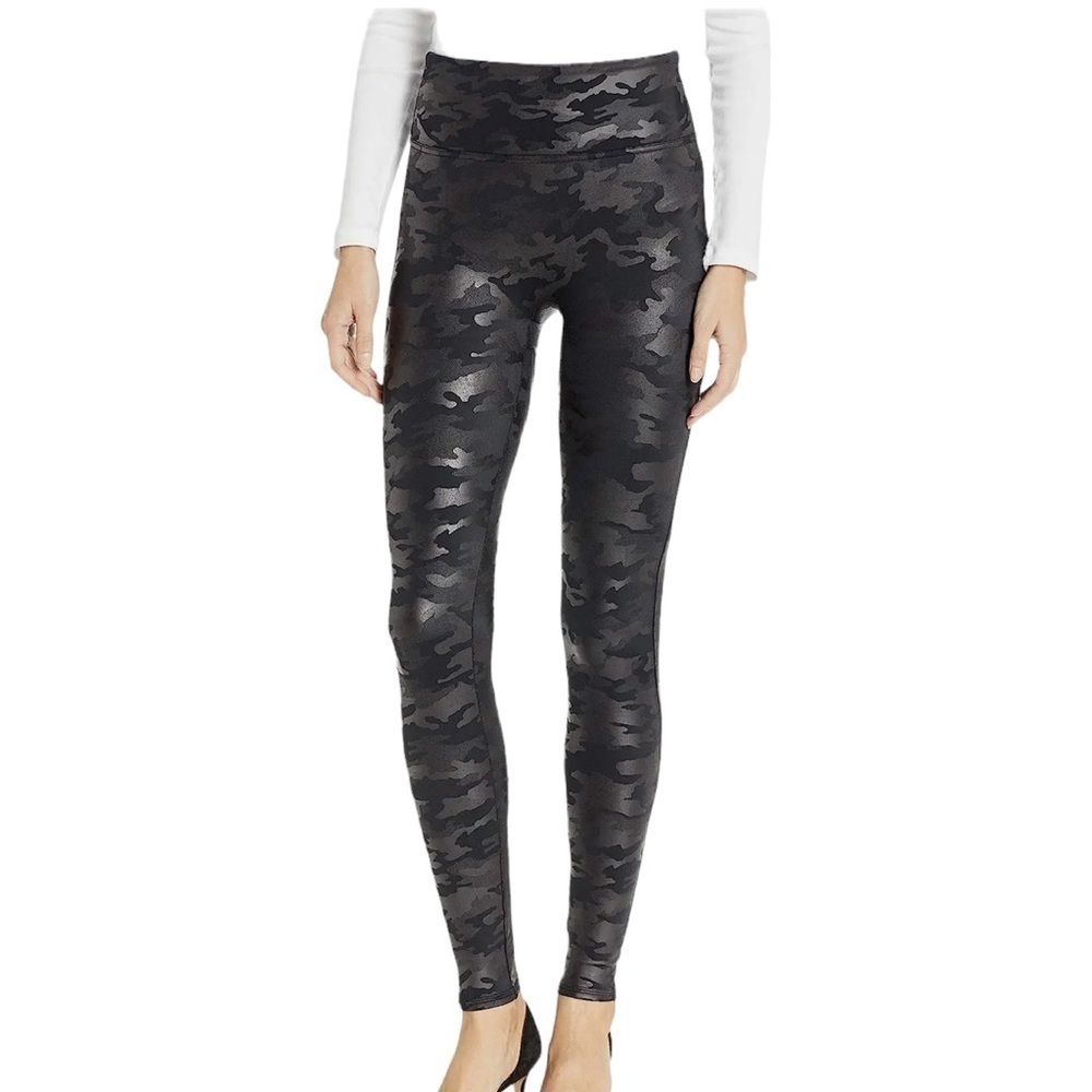 SPANX CAMO FAUX Leather LEGGING